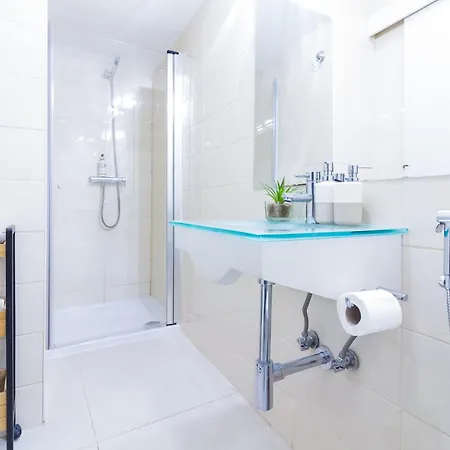 On Deluxe Apartments - Free Parking Porto Exterior photo
