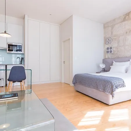 On Deluxe Apartments - Free Parking Porto Exterior photo