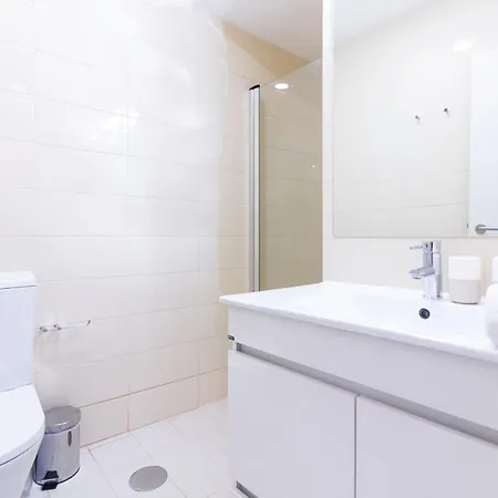 On Deluxe Apartments - Free Parking Porto Exterior photo